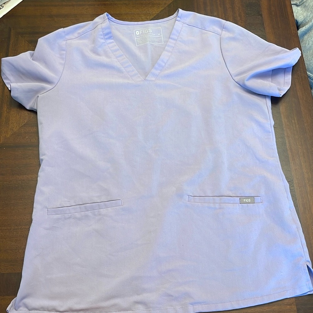 Figs Lavender Dew Casma Three-Pocket Top